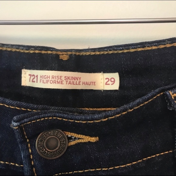 Levis high rise skinny jeans - Picture 3 of 10